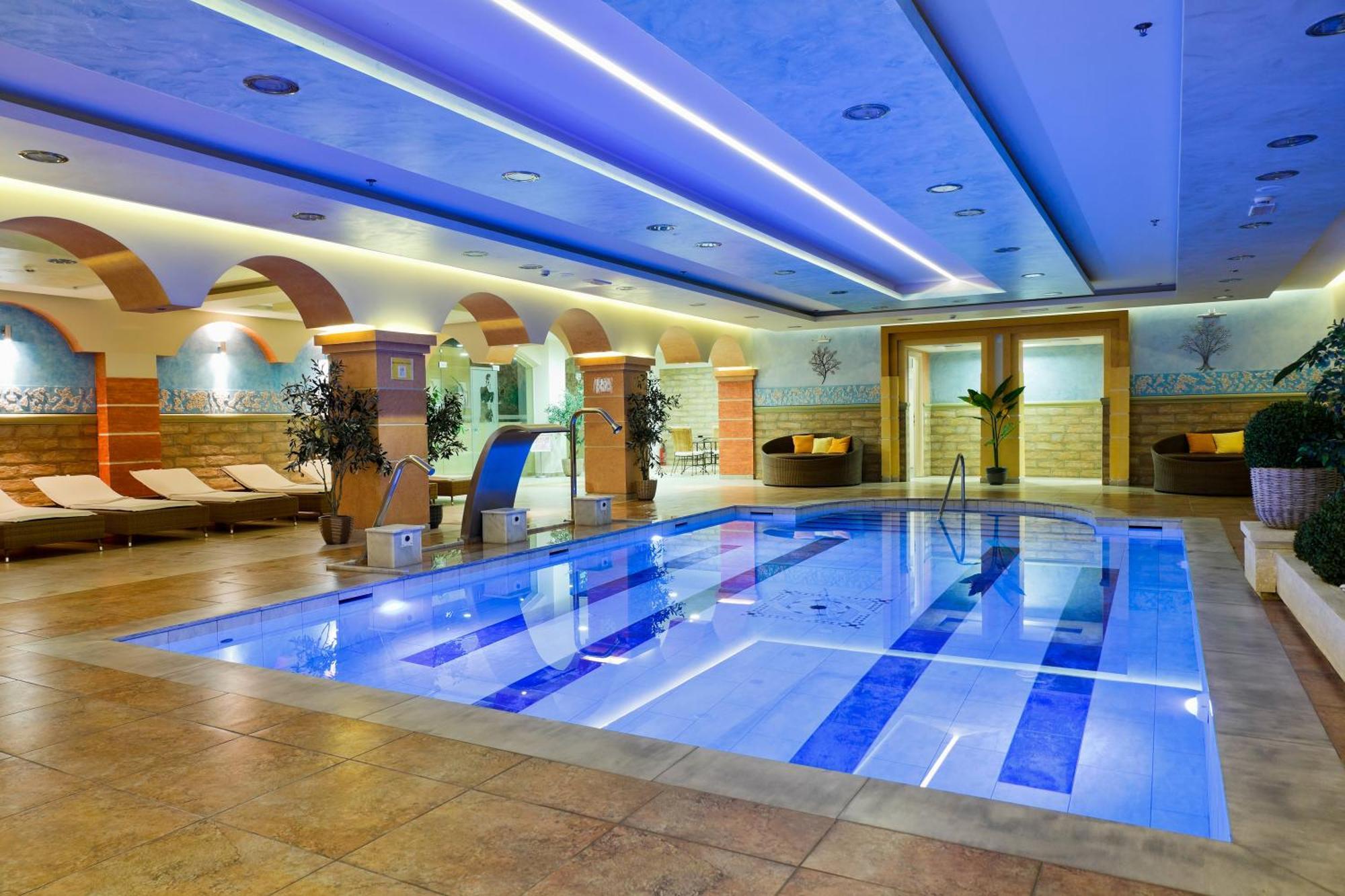 Gaia Palace Marmari  Exteriér fotografie