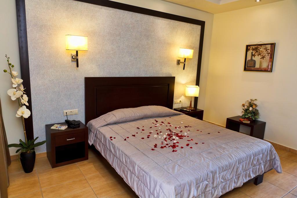 Gaia Palace Marmari  Exteriér fotografie