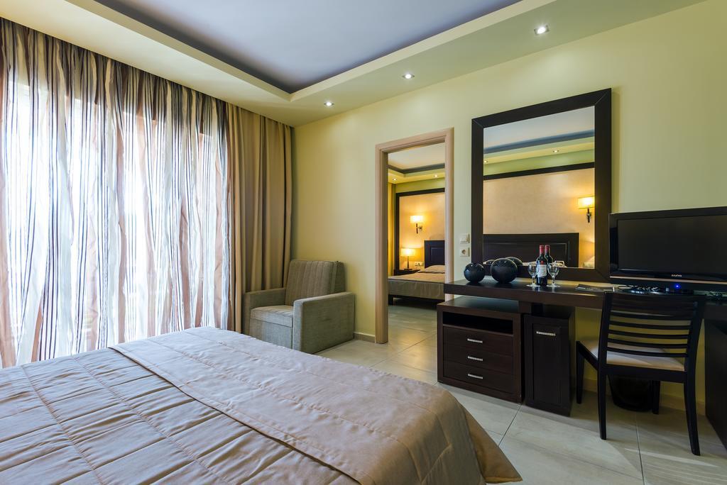Gaia Palace Marmari  Exteriér fotografie